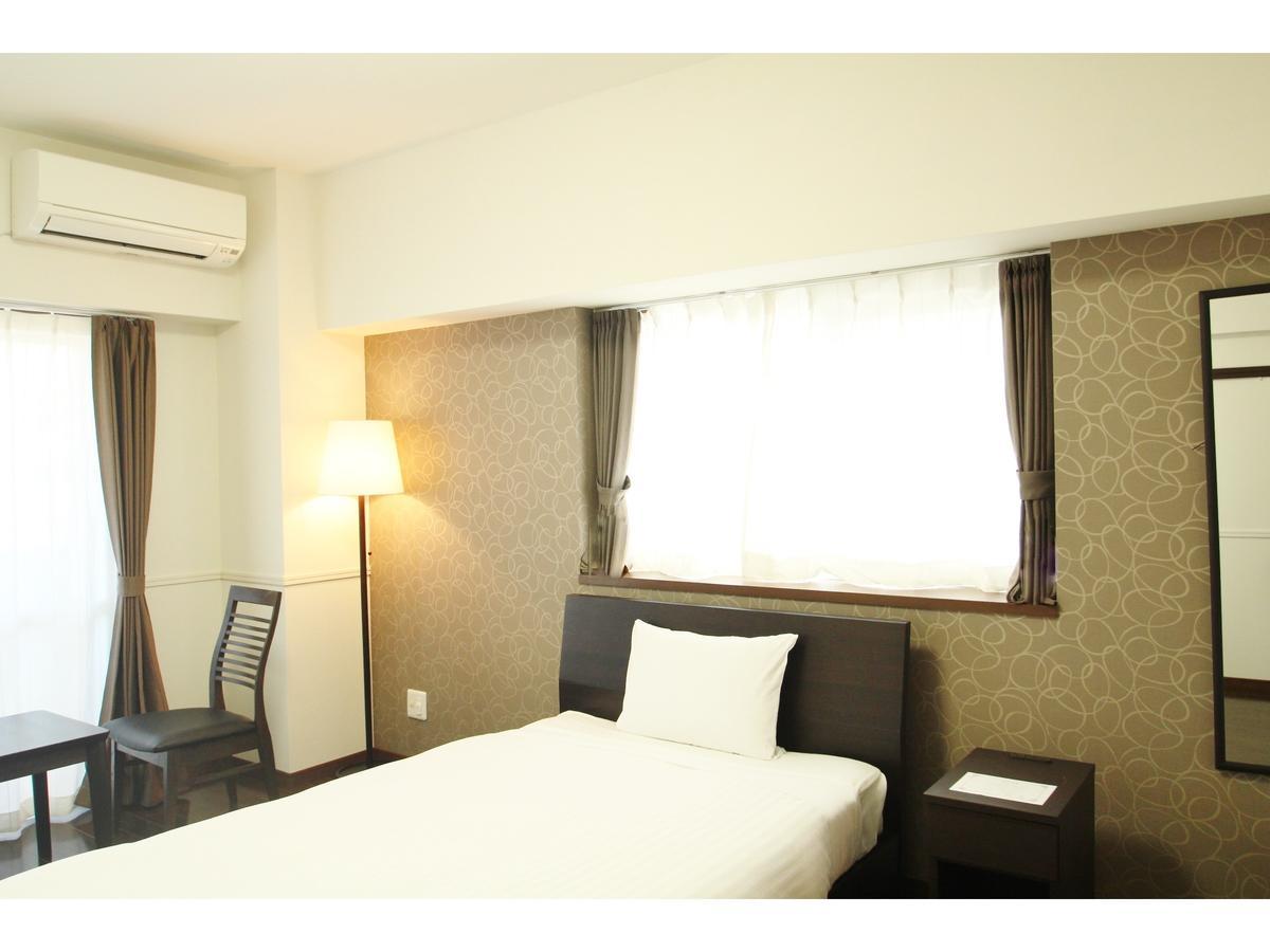 Class Inn Omoromachi Station Наха Экстерьер фото